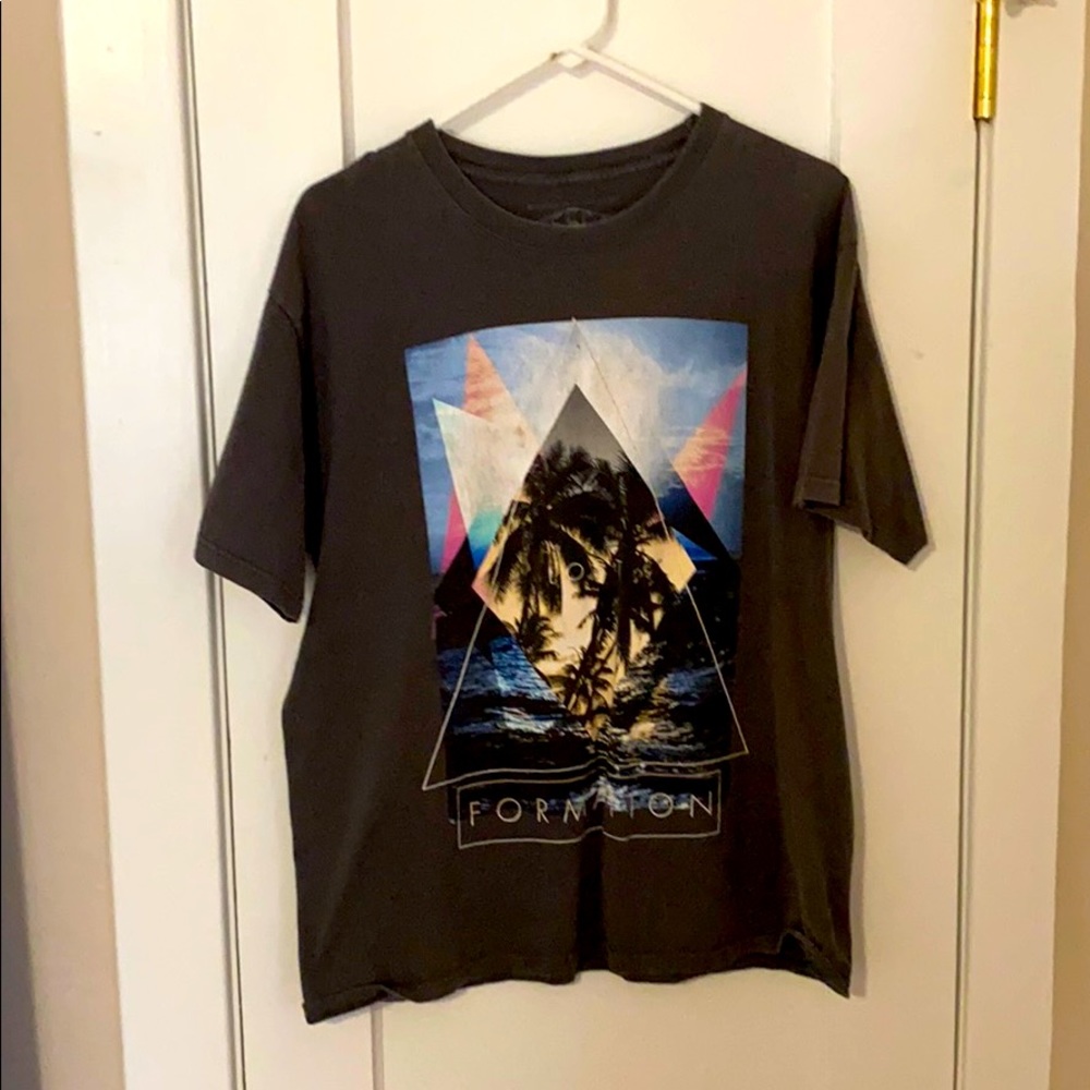 EMPYRE GREY GRAPHIC TSHIRT